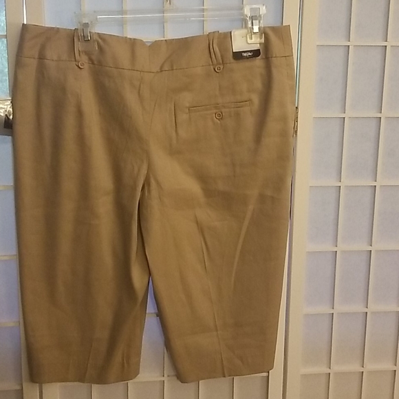 NWT - Mossimo Tan Bermuda Shorts - Picture 4 of 8